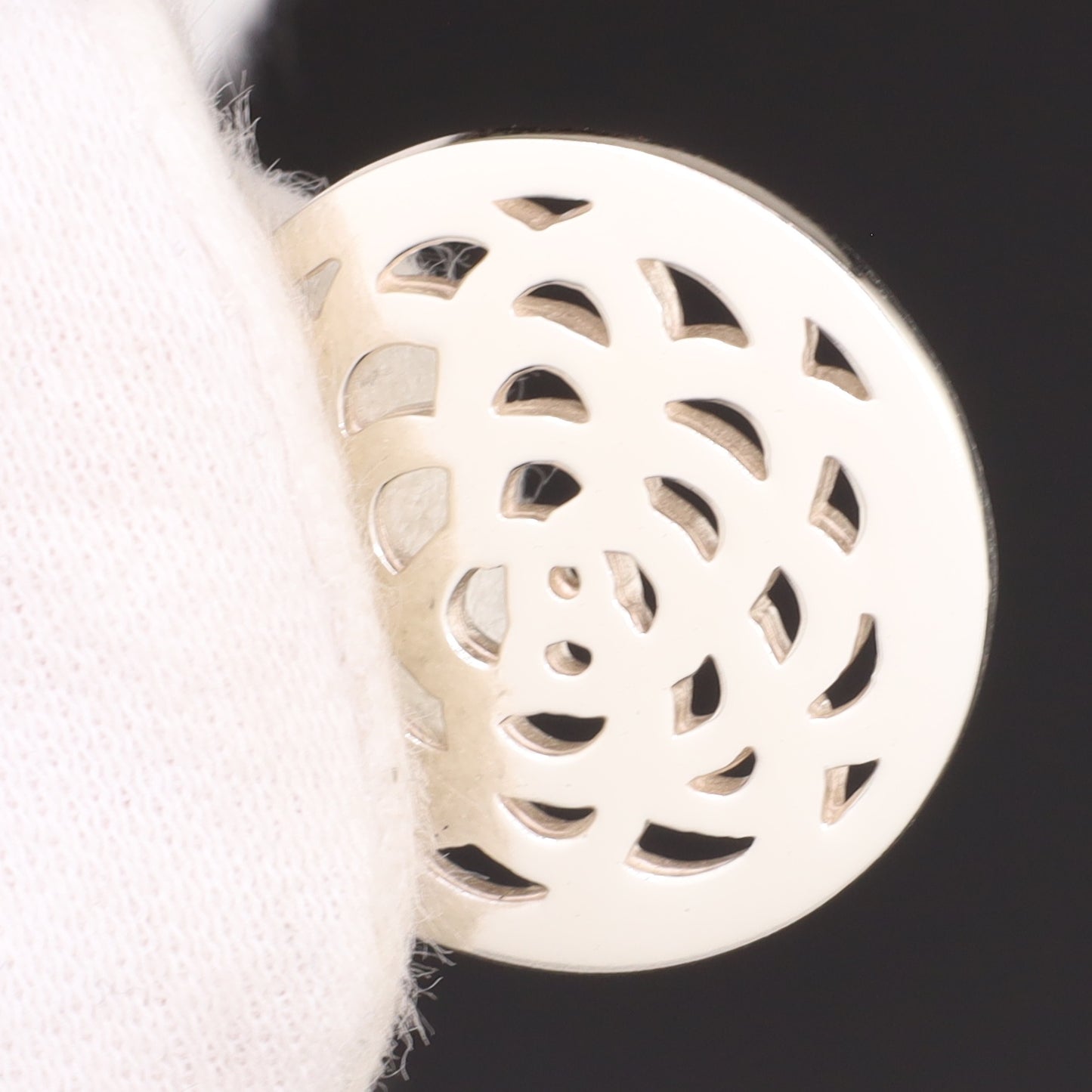 Münze mit Stein(en)