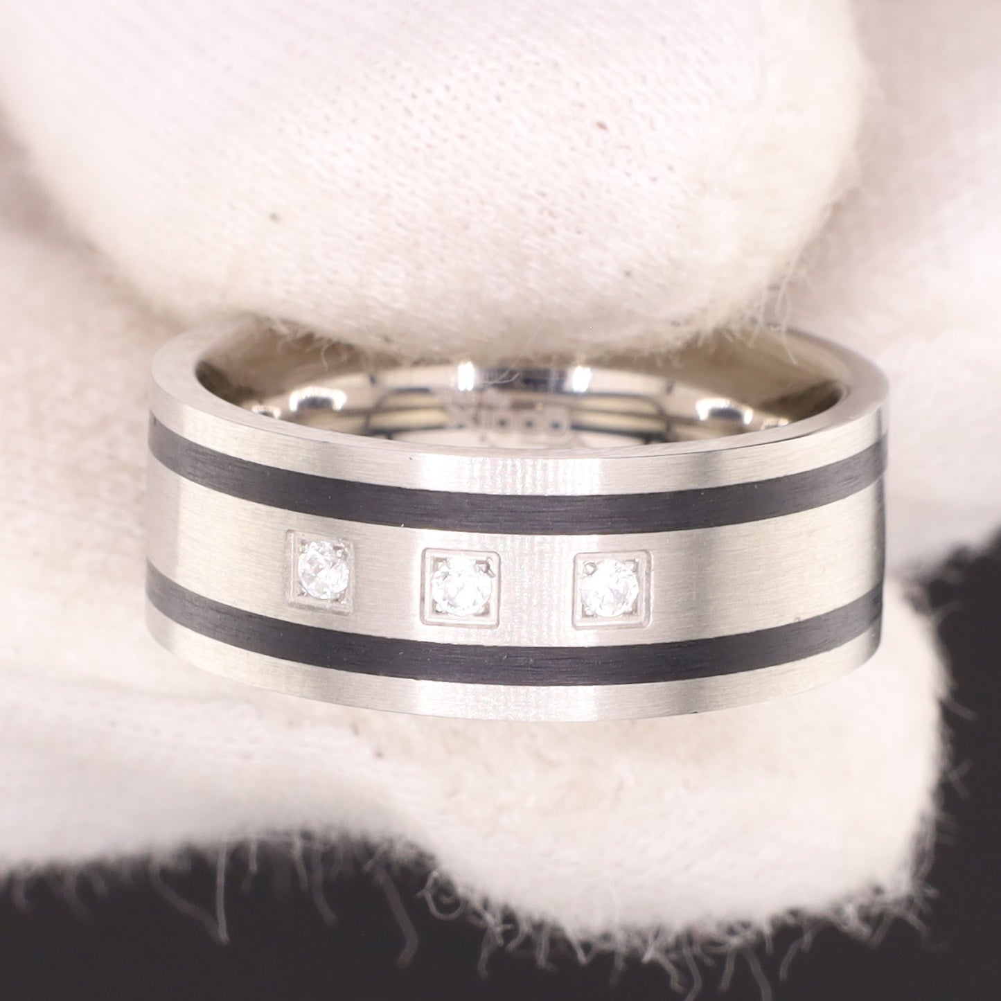 Ring mit Stein(en) - Größe / Maß 49