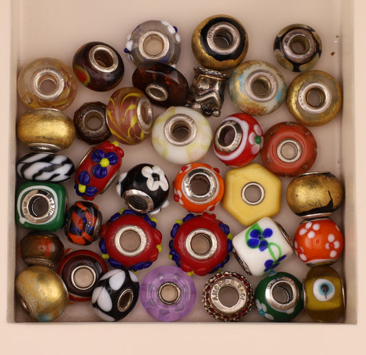 Konvolut Glasbeads - ca. 30 Stück
