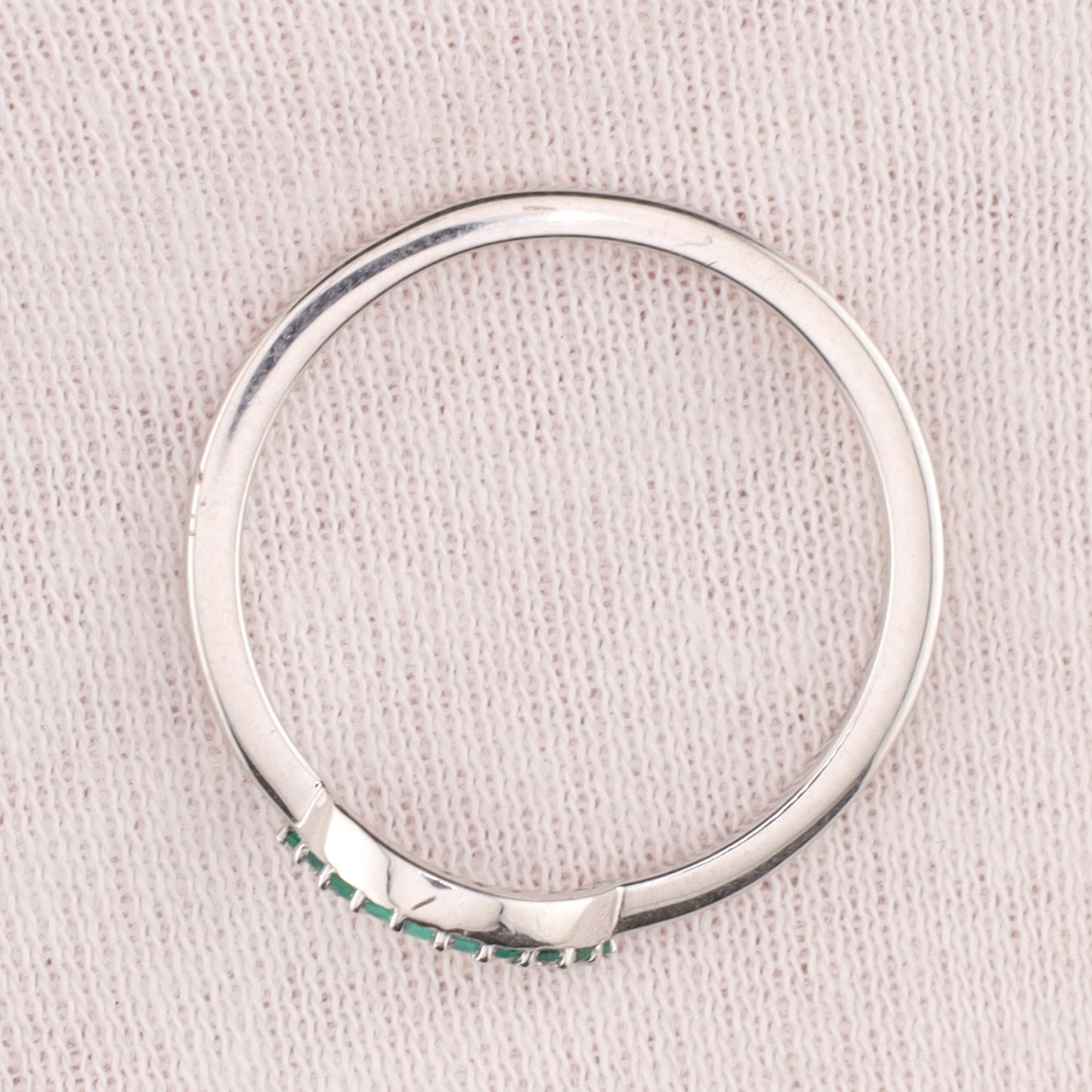 Ring mit Green - Größe / Maß 56