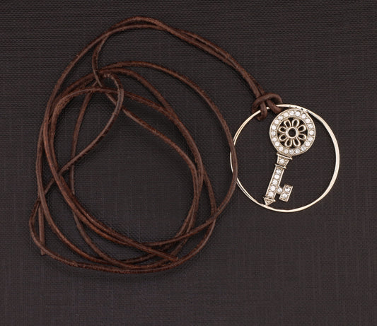 Münze mit Stein(en)