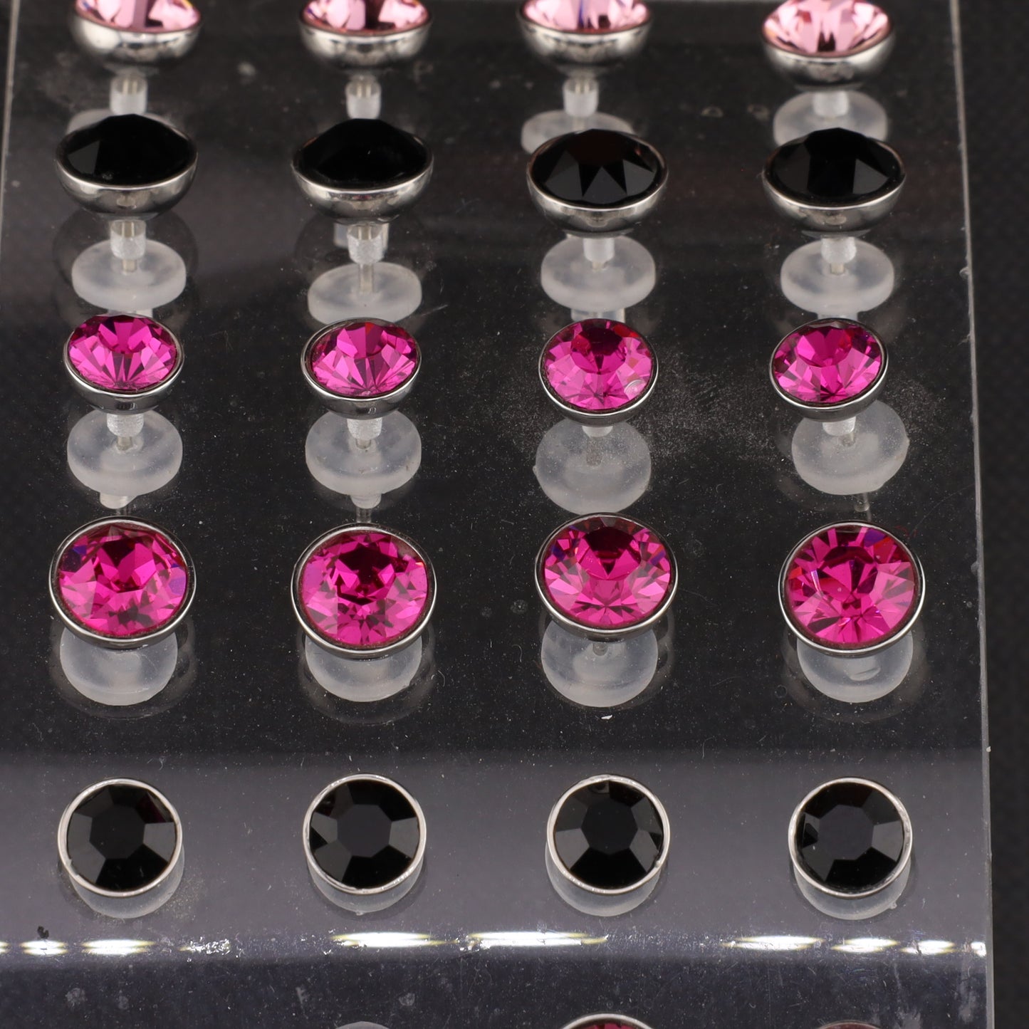 Konvolut 24 Paar Ohrstecker Zirkonia