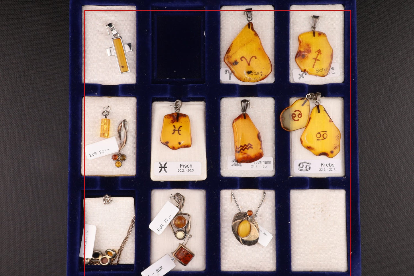 Konvolut 13 Stück Anhänger