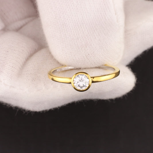 Ring Zirkonia  - Größe / Maß 56