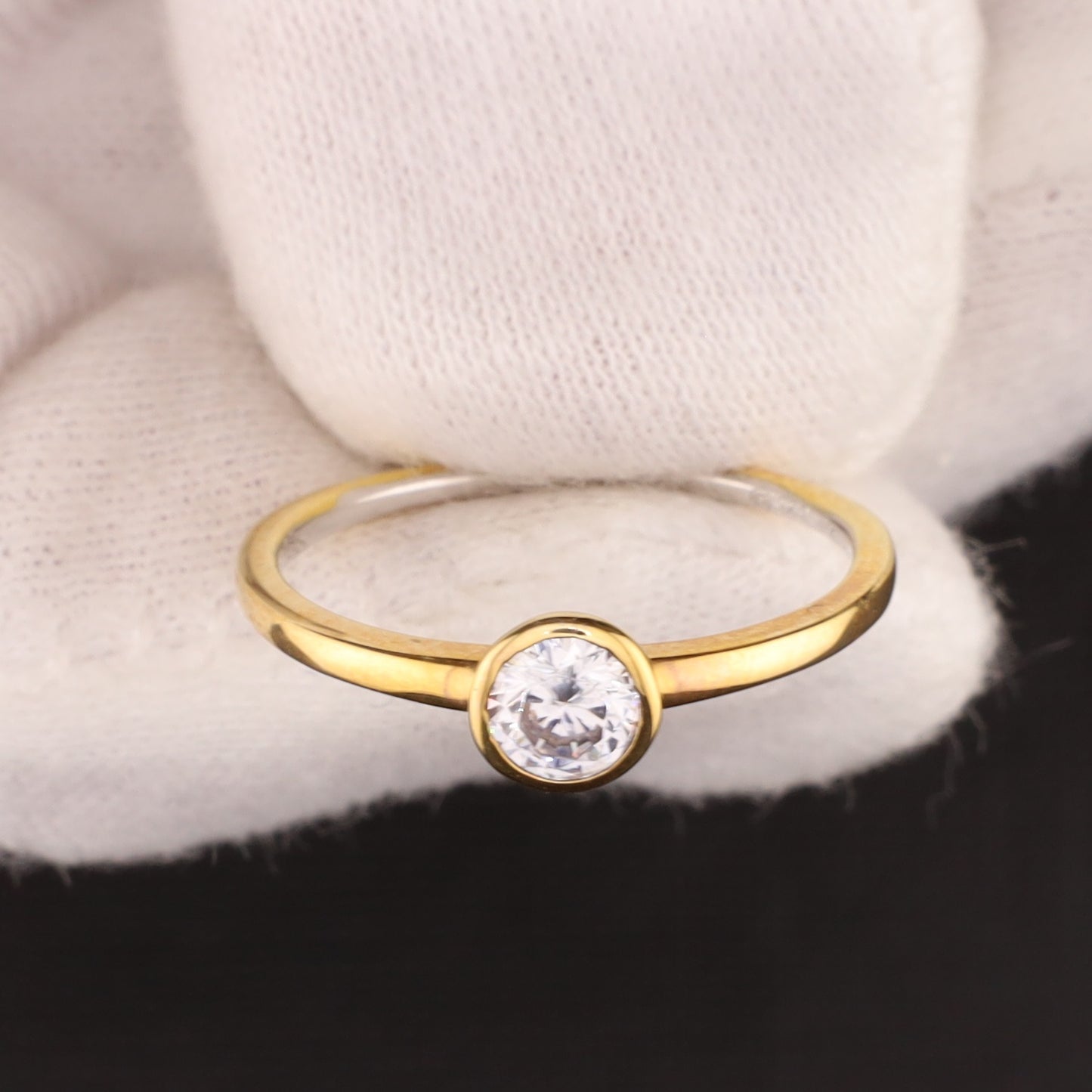 Ring Zirkonia  - Größe / Maß 54