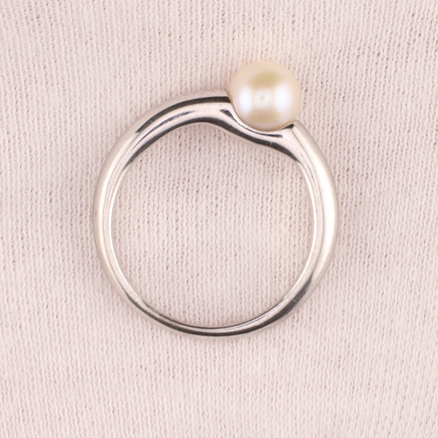 Ring mit Perle - Größe / Maß 52