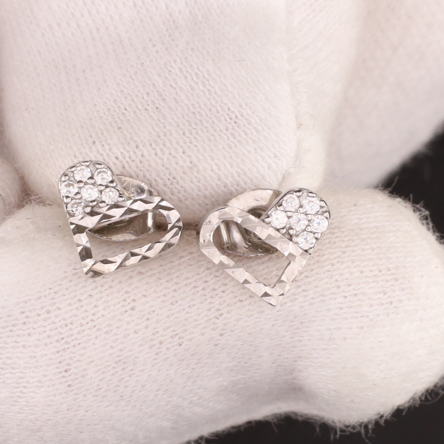 Ohrstecker Herz goldfarben