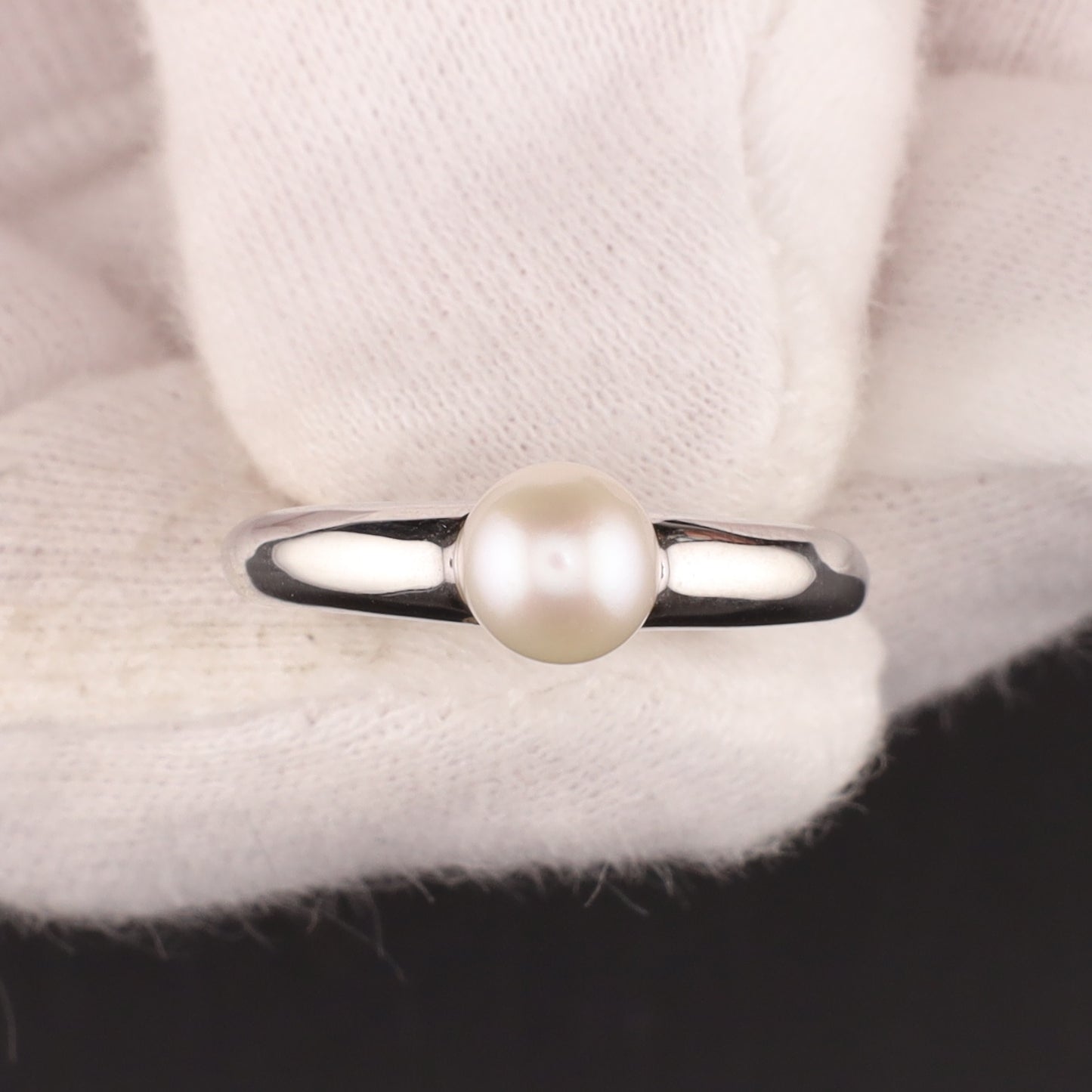 Ring mit Perle - Größe / Maß 54