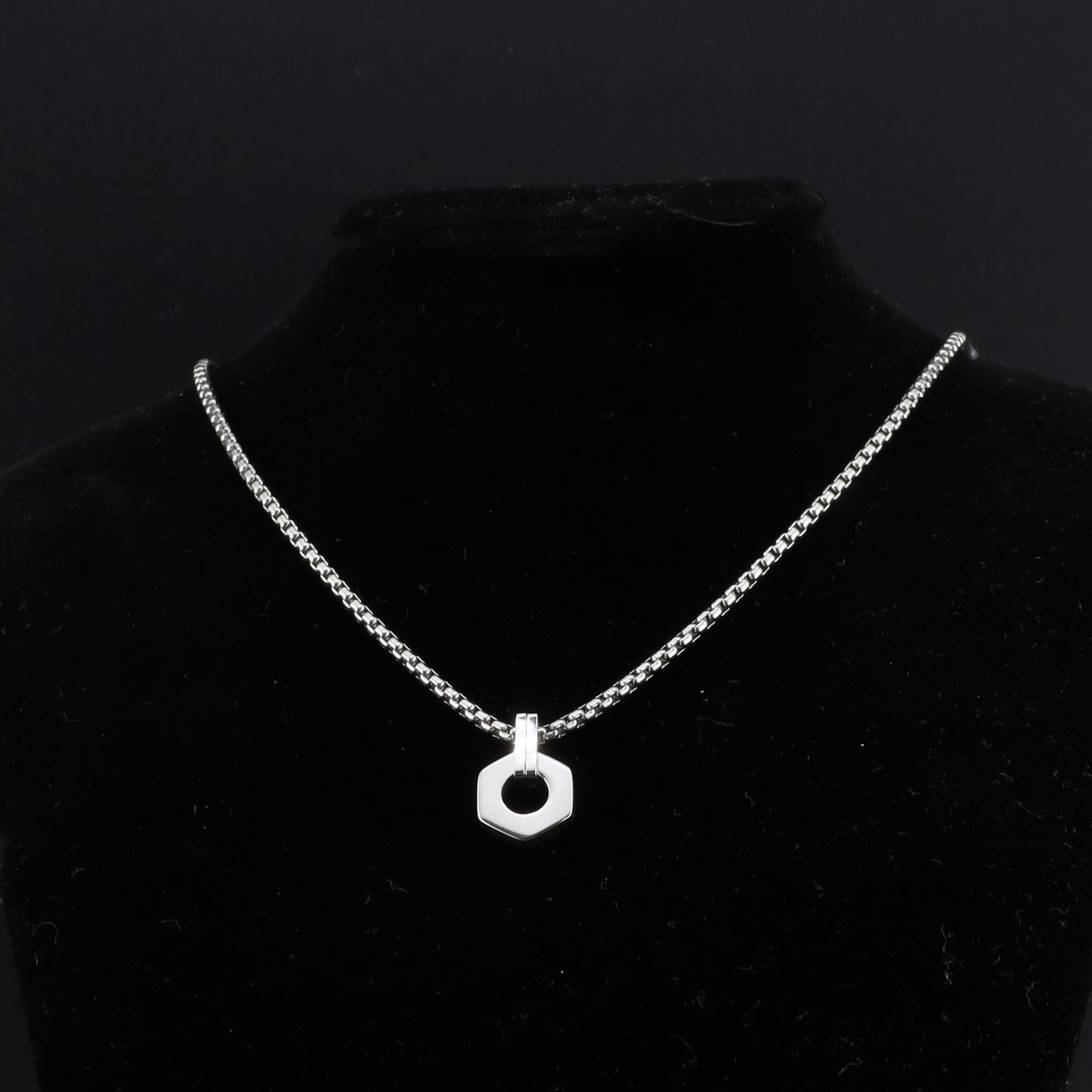 DYNAMIC Halskette aus (00