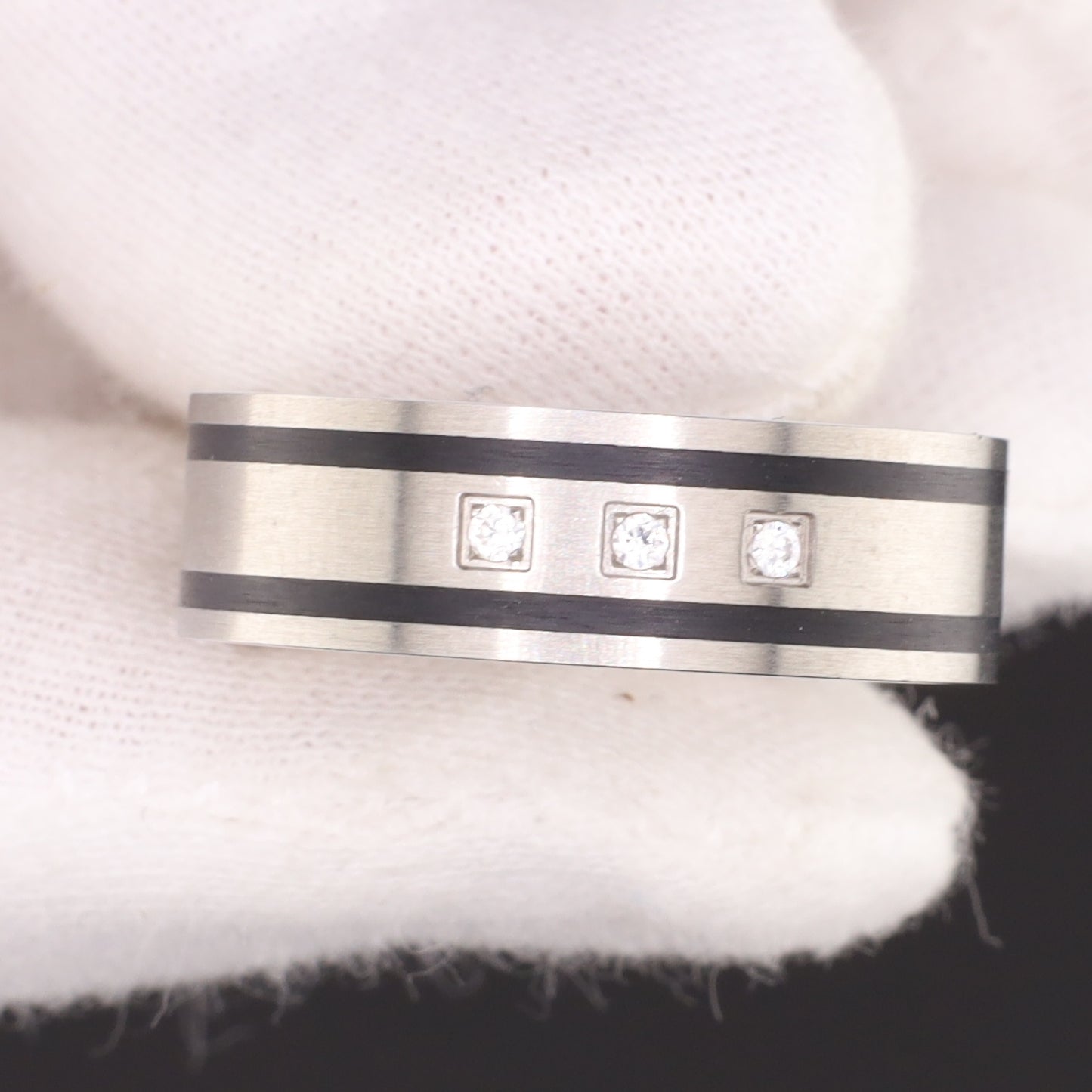 Ring mit Stein(en) - Größe / Maß 59