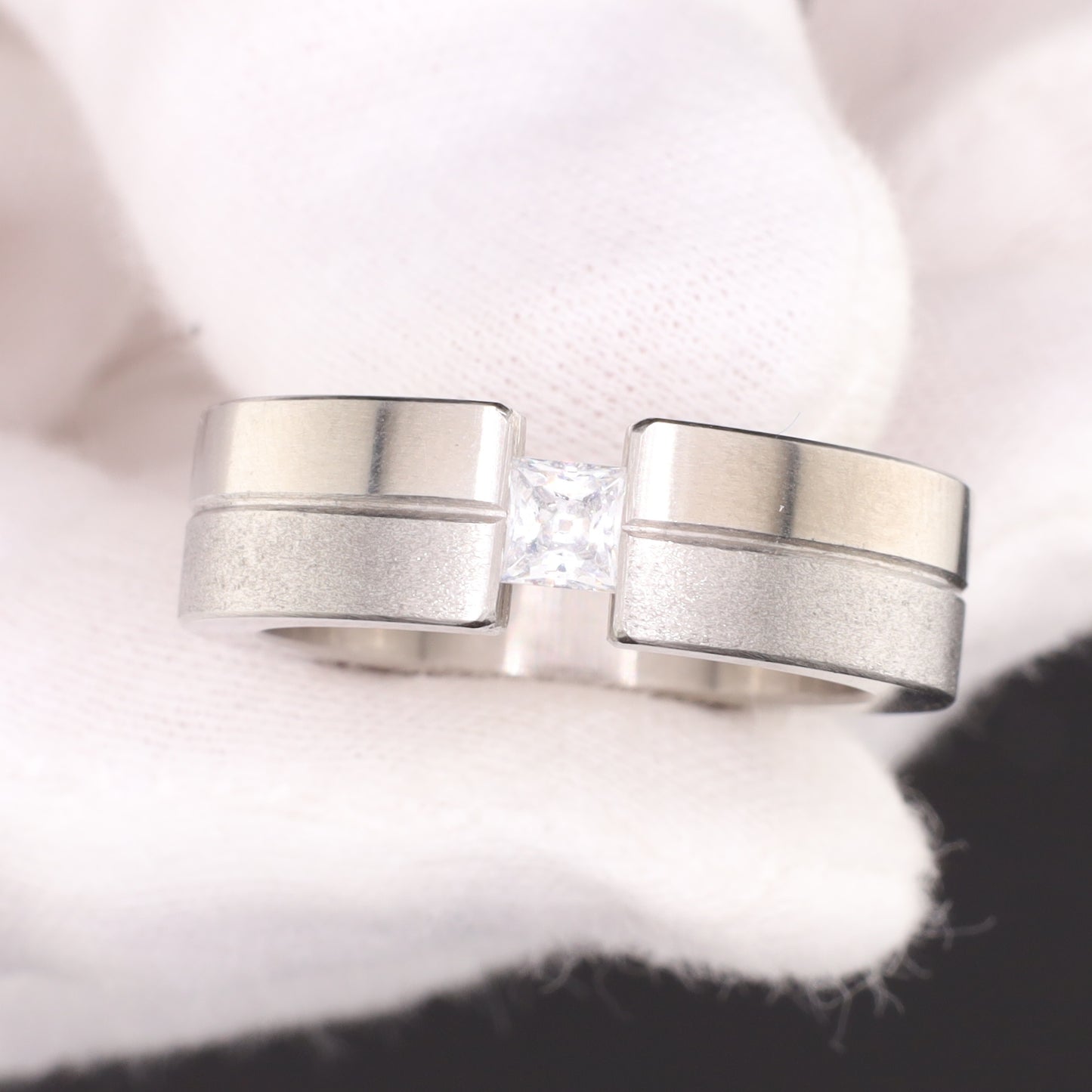 Ring synth. Stein - Größe / Maß 63