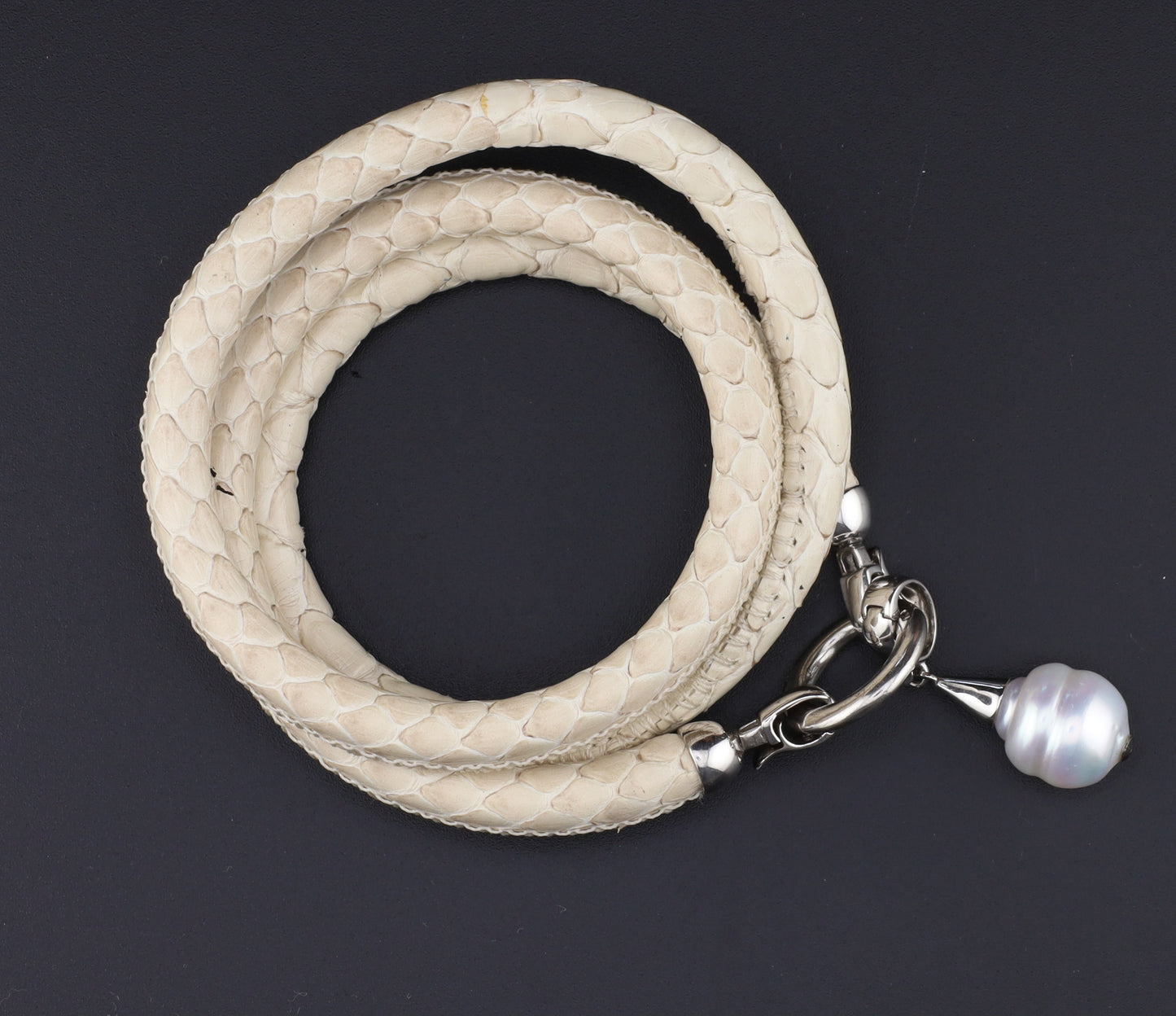 Armband Leder hellbraun Perle